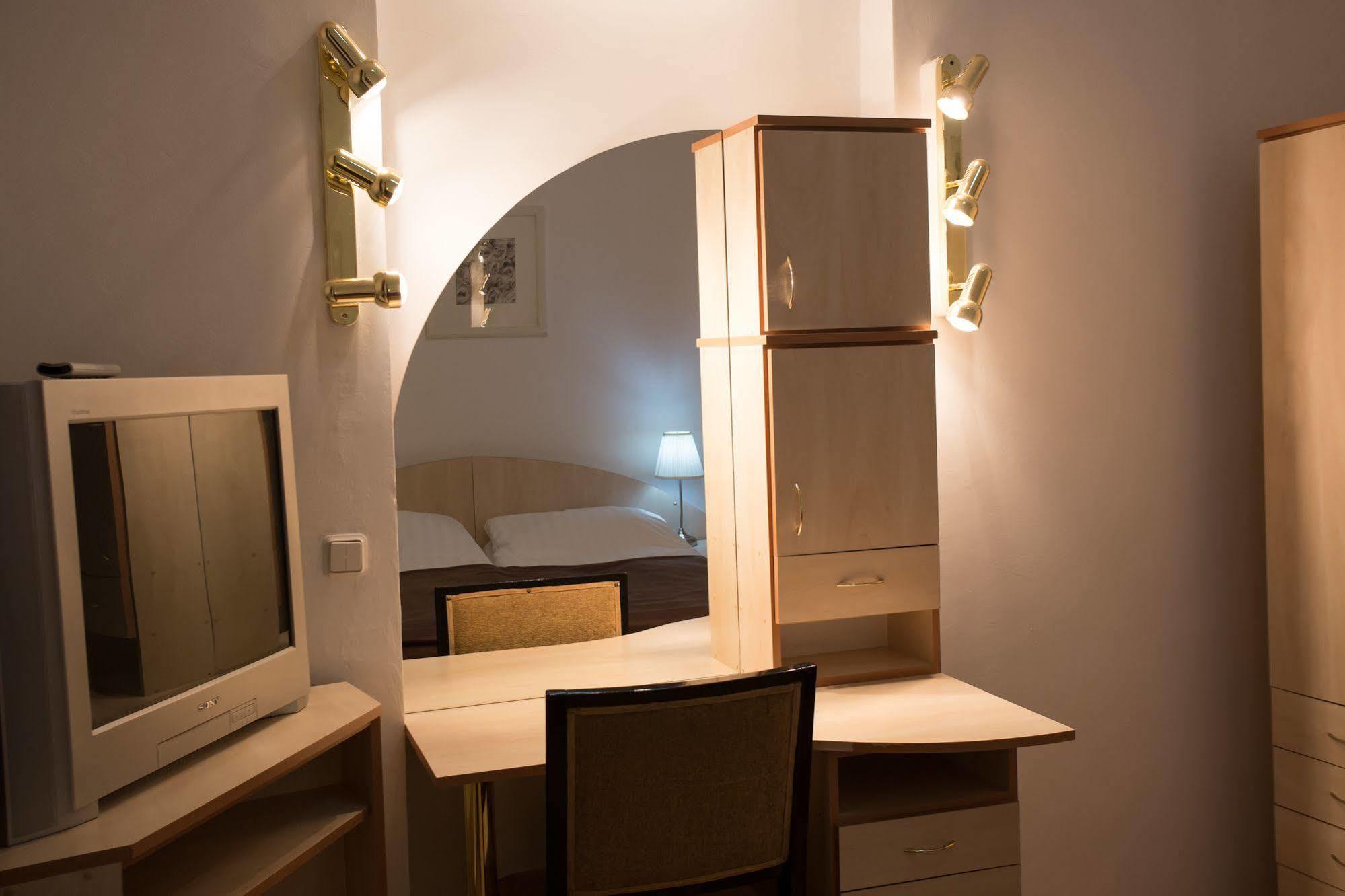 Hotel Rina Cerbul 2*